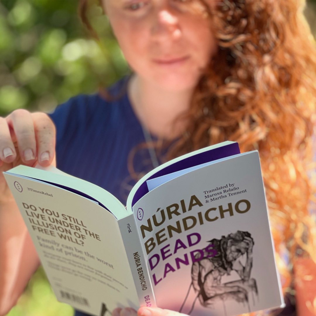 3TimesRebel's tweet photo. DEAD LANDS by Núria Bendicho, a kaleidoscopic narrative that unfurls an atavistic universe where characters are burdened by brutal origins, two deaths, and a dark secret.
   
Translated from Catalan by Martha Tennent and Maruxa Relaño

Cover illustration by Anna Pont @annapont75 https://t.co/TeCItH64Rj