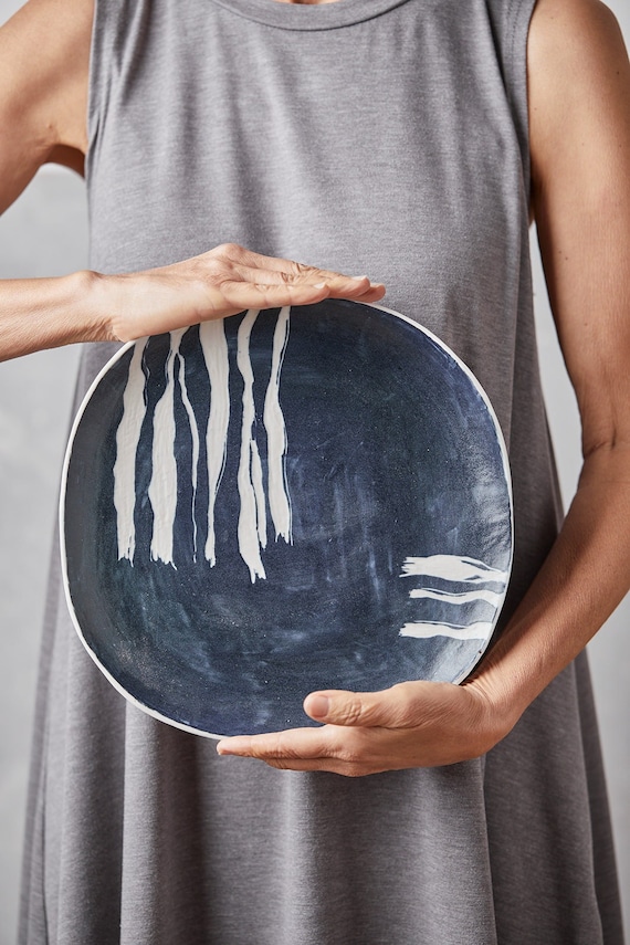 OkunShelly's tweet image. Porcelain Large Handmade Square Serving Platter, etsy.me/3x6V021 #tablecenterpiece #mothergift #largehandmadeplate @etsymktgtool