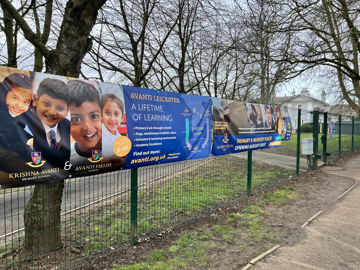 The LHPA have just had a productive meeting with both Principles of ⁦@KrishnaAvantiPS⁩ ⁦@AvantiFields⁩ #inyourcommunity #minipolice #buildingrelations ⁦⁦@CCRobNixon⁩ ⁦@LeicsPCC⁩ - PC Popat & Positive Action Officer Tailor