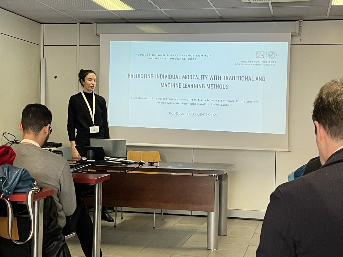 ezagheni's tweet photo. How long will we live? We are not so good at predicting our own life expectancy, but 12 statistical and machine learning models can help. @marialaura_mllm  shows results from collaborative work done by a great group, as part of the Summer Incubator 2022 at MPIDR. #PopDays 2023 https://t.co/LTLY3IexWe