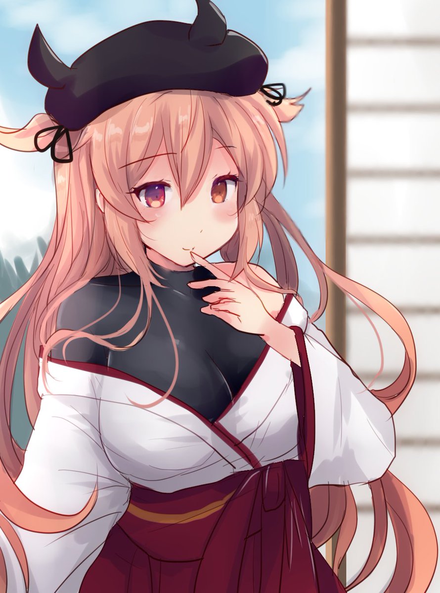 murasame (kancolle) ,murasame kai ni (kancolle) 1girl solo long hair japanese clothes heterochromia red hakama black headwear  illustration images