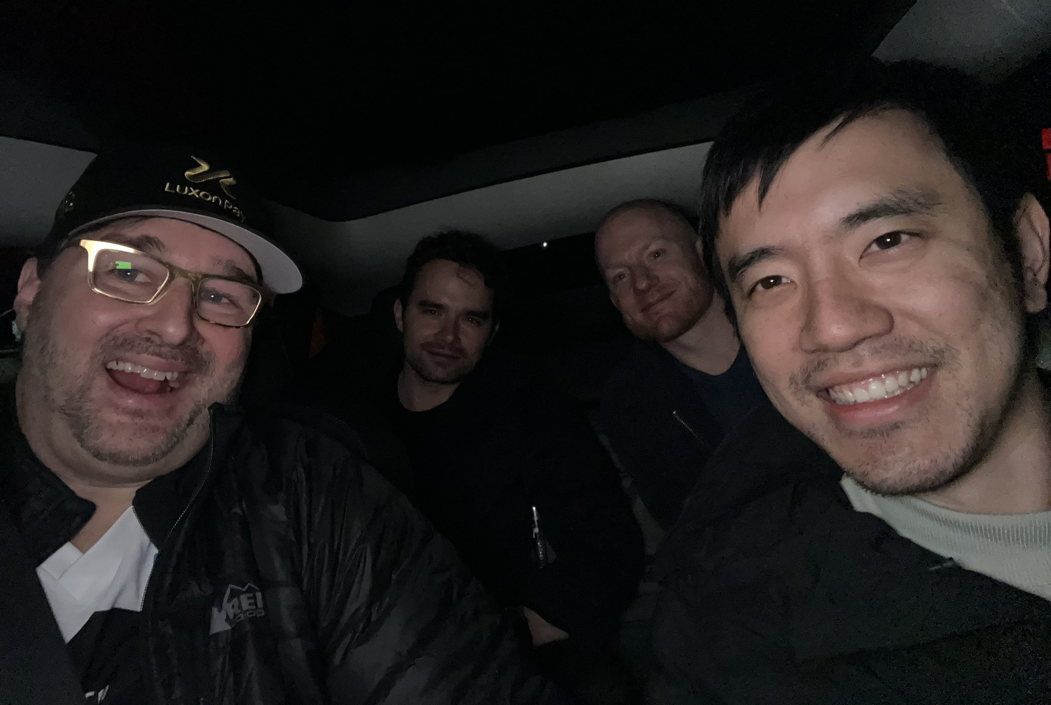 phil-hellmuth-on-twitter-right-now-w-mister-keating-jasonkoon-and