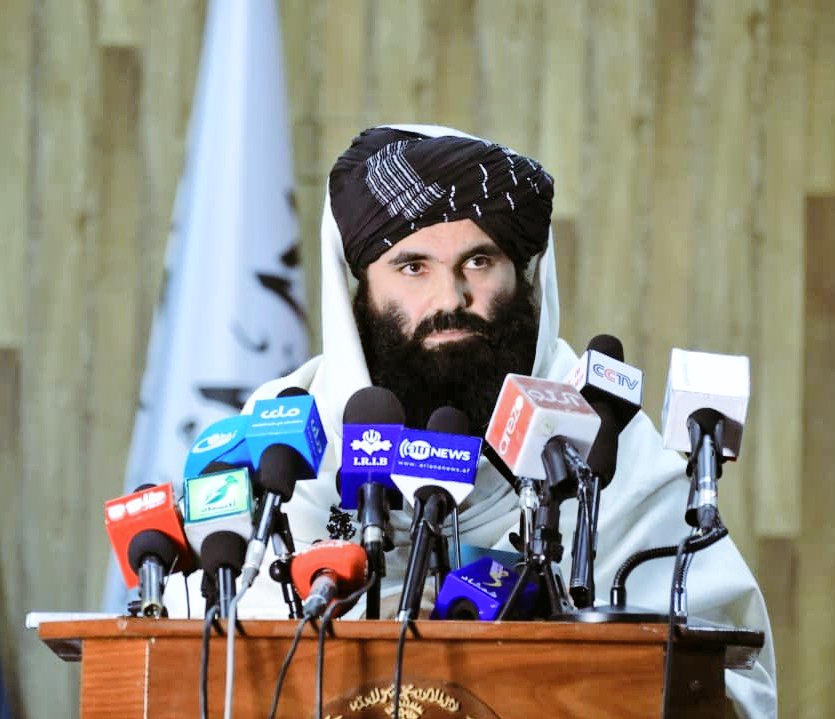 afghan_voice1's tweet photo. چاچي دا انځور ریټویټ کړ د غلامانو له قصده؟
سپیشل اعلان ورته جائزه کی کوم♥ https://t.co/8TdejGi9w9