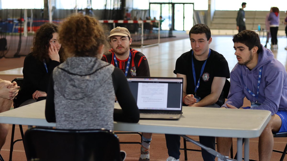 ANESTAPS's tweet image. [ #WEAS2023 🗣️]

À l'occasion du Week-end des Élus Associatifs en STAPS, l'@ANESTAPS ℹ️informe ses élus sur ses positions majeures.

Ce "Décathlon des positions" est l'opportunité pour les élus de pouvoir porter au mieux ces positions au sein des différents conseils 🤝