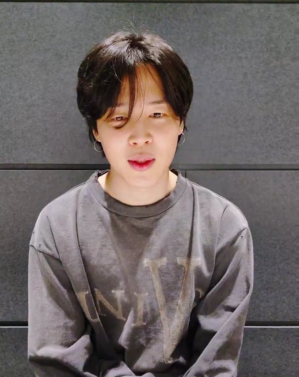 cuttevante's tweet photo. 📝| TRADUCCIÓN DEL LIVE DE JIMIN 

🐥: ¡todos, he venido por un rato! https://t.co/Szuw9Gi4YA