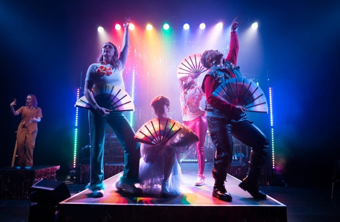 HEDDIW YW'R DIWRNOD! // TODAYS THE DAY! 

#Queerway yn agor ei daith 2023 yn // will open it’s 2023 tour in Cardiff <a href="/theCentre/">Wales Millennium Centre</a> 

Tocynnau bron wedi mynd! // Tickets nearly sold out! 

🎟️👇👇👇👇👇👇🎟️
leewayproductions.com/queerway/