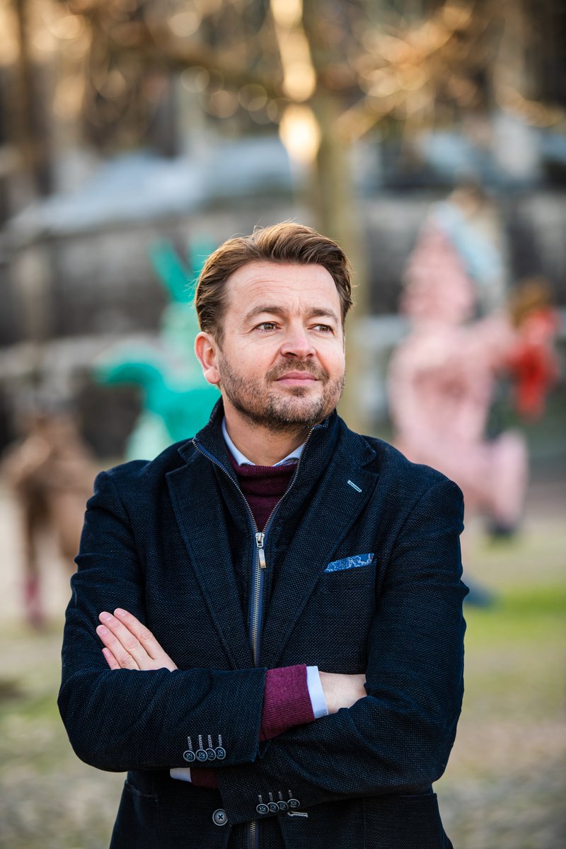 In Klassiekers met Kleikers neemt journalist Sander Kleikers op 11 april in het Toon Hermans Theater  liefhebbers mee naar de koers. Aan het woord komen Roxane Knetemann, Michael Boogerd, Bram Tankink, Tom Dumoulin en José De Cauwer. Erbij zijn?  > bit.ly/3Hp6Idu