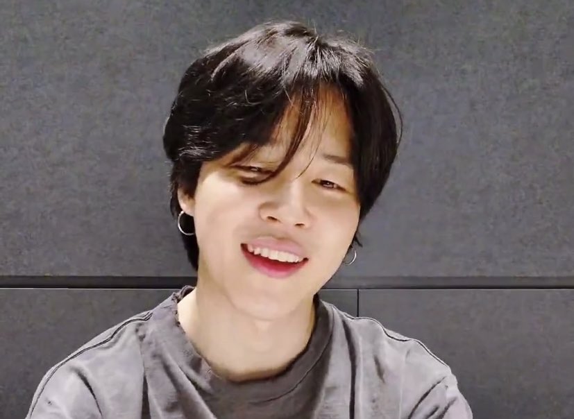 jmnsource's tweet photo. jimin’s smile is everything to me https://t.co/UCI2iE8IN6