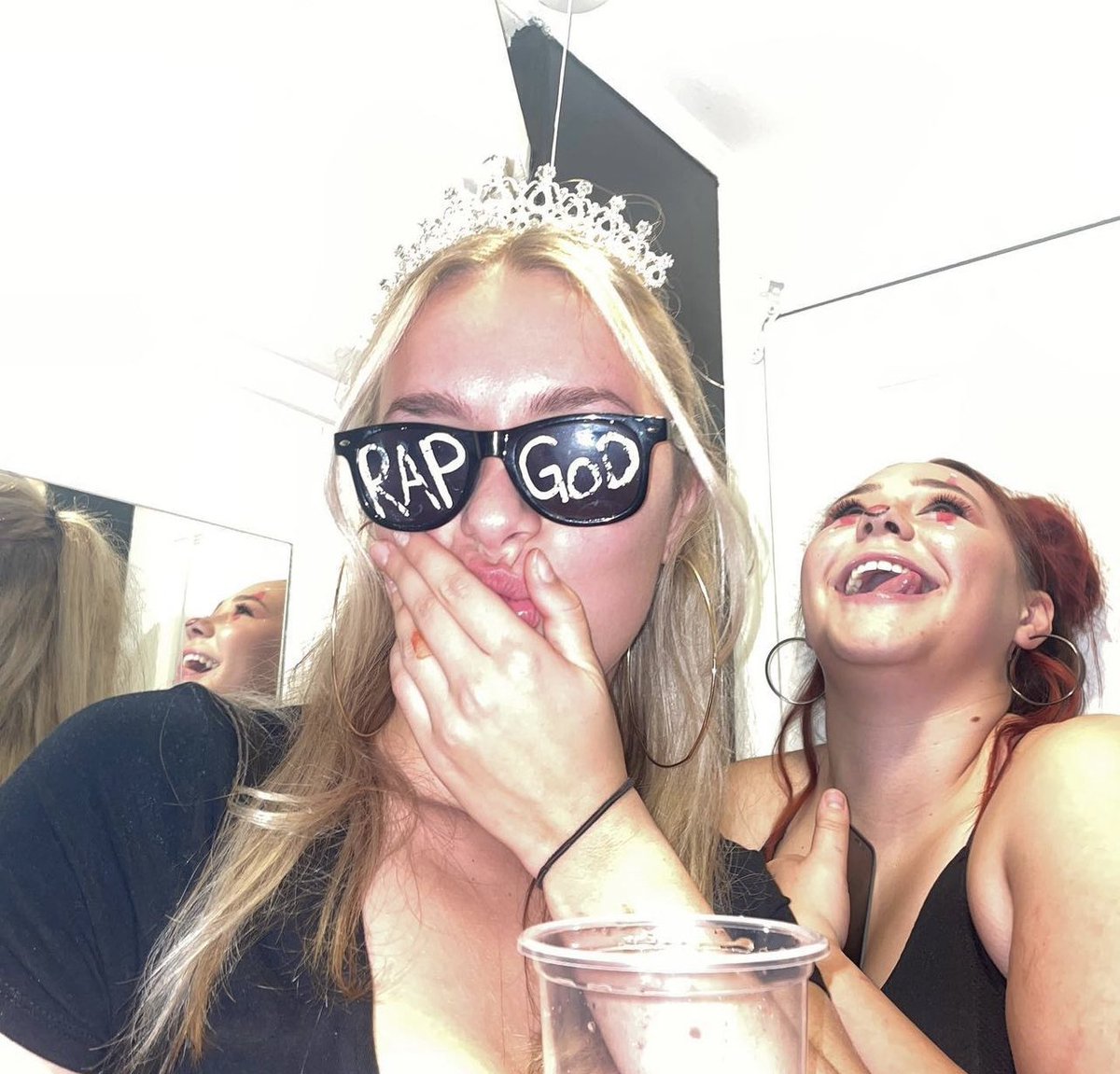 MushroomSlut_'s tweet photo. @EDMfollow_train @Fit_Marguerite Party turned edm party turned rave oh my gosh I wish I could post more pics 🤣🤣🤣🤣 #edmbabes https://t.co/1lcBbGY1E3