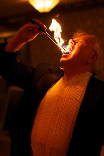 PatWardMagic's tweet image. Magic and Balloons with Rockaholix Band Saturday night Mil&amp;amp;Jim's Parkway Inn,Nanticoke PA. Band starts 8:30...🤡9:30. ....No cover! Hope to see you!