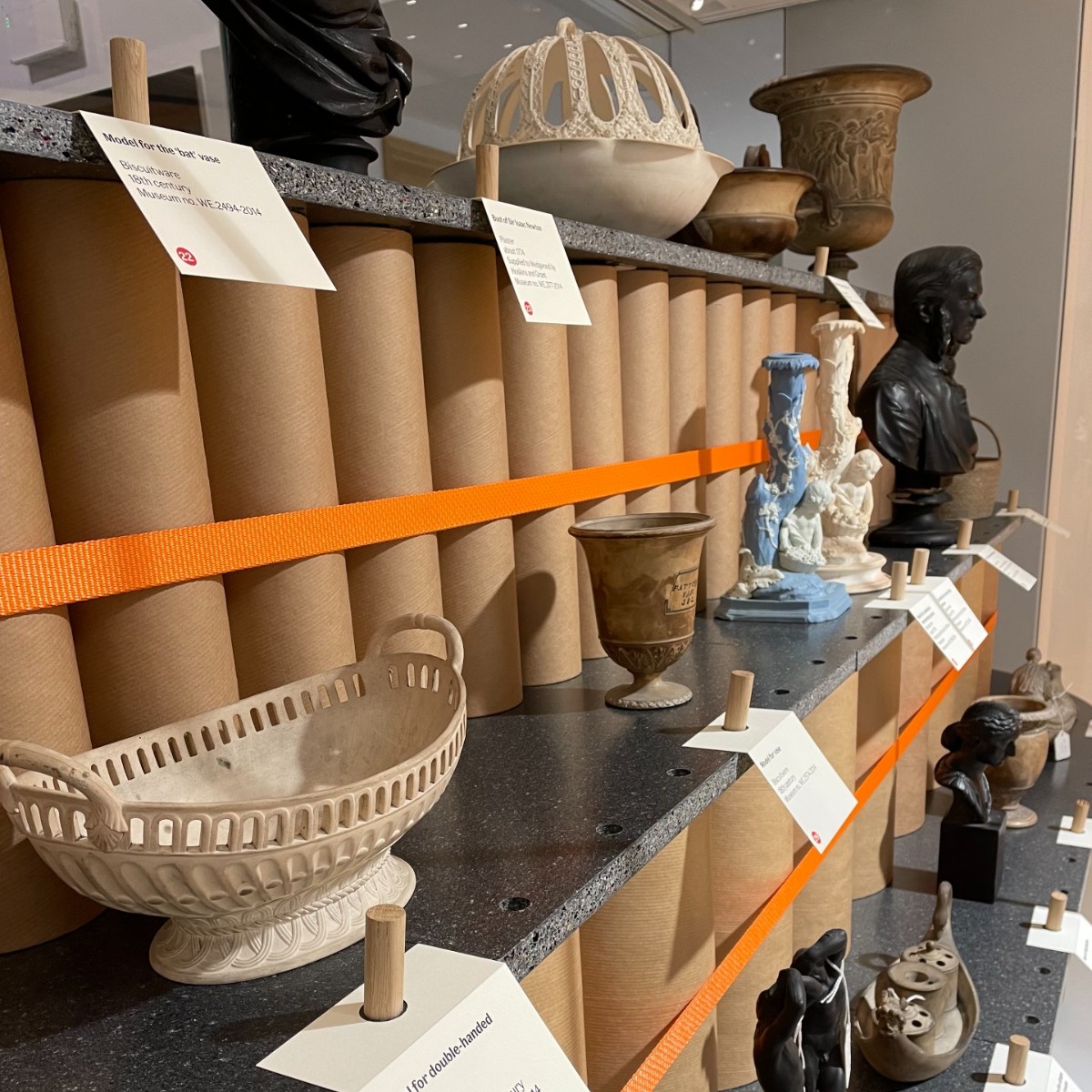 V&A Wedgwood Collection tweet media