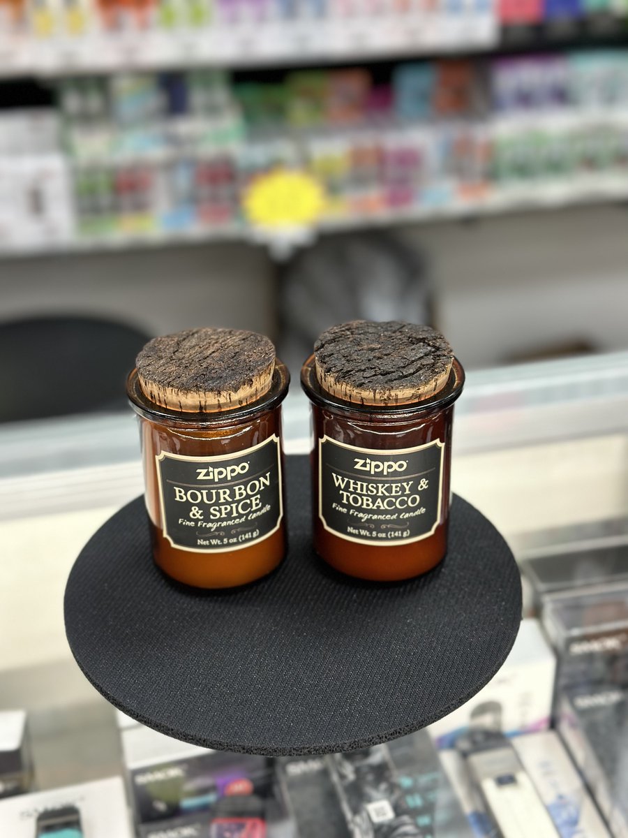 smokrules's tweet photo. Keep the distinctive fragrances of Zippo throughout your home 🏠🕯️😍

3 fragrance options: Dark Rum &amp; Oak 🪵, Whiskey &amp; Tobacco 🥃 &amp; Bourbon &amp; Spice 💥

#zippo #candle #candlelover #zippocandle #aromas #homesweethome  #aromatic #aromaticcandle #fragrance #zippoaccessories https://t.co/7XFJ8FjoKn
