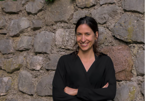 "Enfermedades como el cáncer podrían tener una componente contagiosa" 
El intercambio bacteriano entre personas.
Conclusión más llamativa de un macro estudio dirigido por una investigadora española desde Italia 
Hoy hablamos con <a href="/MireiaVallesc/">Mireia Valles-Colomer</a> <a href="/CIBIO_UniTrento/">CIBIO - UniTrento</a> 
en <a href="/CanalSurRadio/">Canal Sur Radio</a>