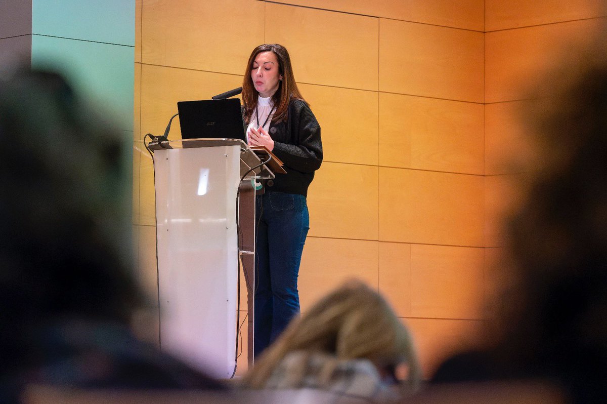 GcGestio's tweet photo. 🏵️Tamara Martínez,vocal de la Federación Valenciana de Municipios y Provincias, y alcaldesa de Benifaraig, ha trazado las acciones de sostenibilidad que realizan en materia de gestión cultural. #ConferenciaEstatal @feagc #gestioncultural https://t.co/AdYtOp9AO9