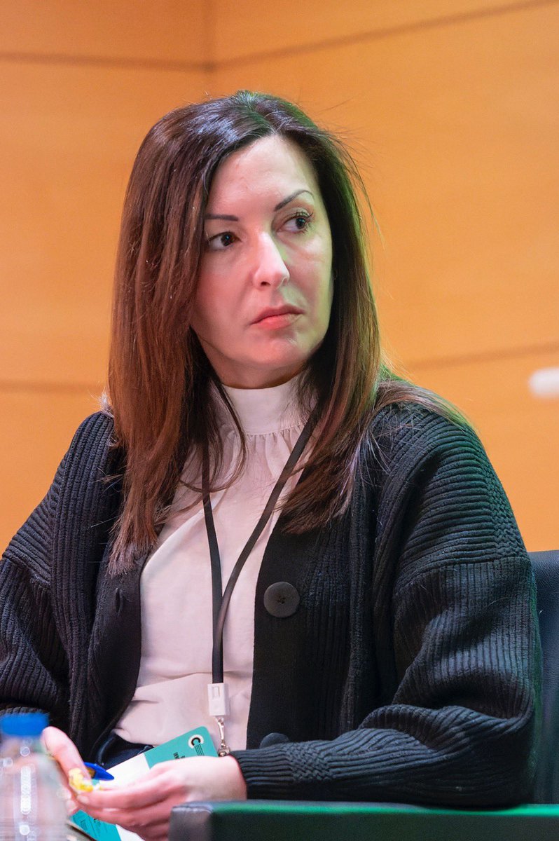 GcGestio's tweet photo. 🏵️Tamara Martínez,vocal de la Federación Valenciana de Municipios y Provincias, y alcaldesa de Benifaraig, ha trazado las acciones de sostenibilidad que realizan en materia de gestión cultural. #ConferenciaEstatal @feagc #gestioncultural https://t.co/AdYtOp9AO9