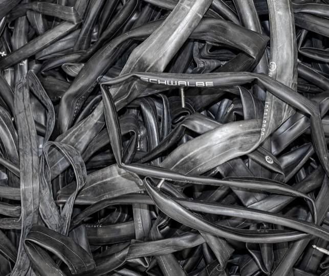 With the help of <a href="/schwalbetires/">애인대행 섹알바</a> we recycle all the inner tubes that are replaced in our Workshop. (they go into the production of new tubes)
If you have any, don't bin them, bring them along.