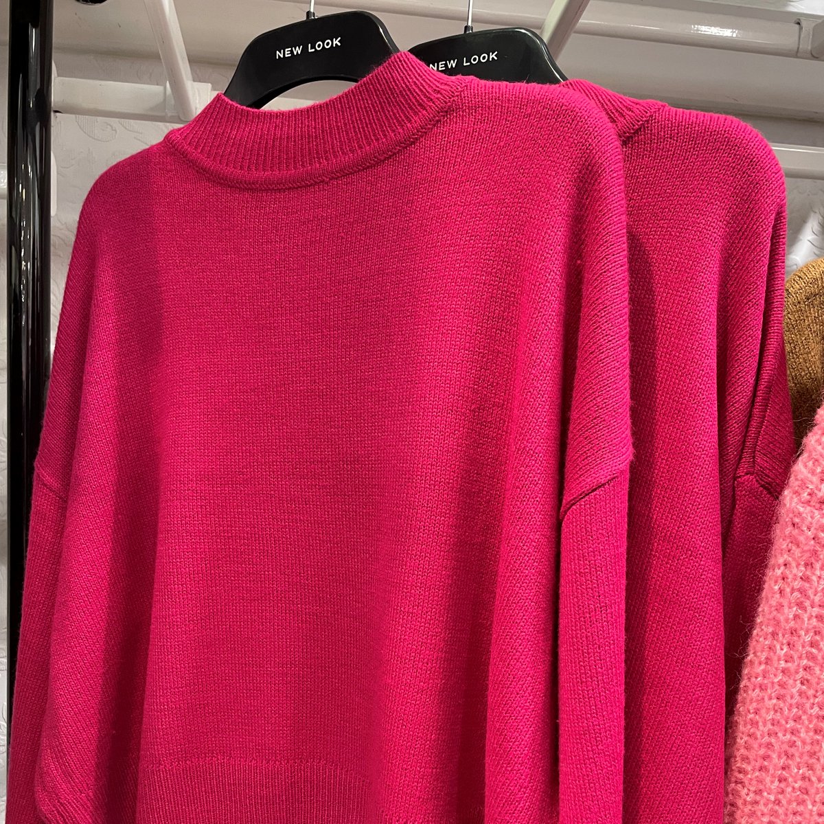 Princesshay's tweet image. Find Pantone&apos;s Colour of the Year for 2023... Viva Magenta in Princesshay. 

Here are some of the pieces we found in:

❤ Rose Jam Shower Gel from LUSH
❤ Matches from @OliverBonas 
❤ Jumper from @newlook 
❤ Shacket from @riverisland 

#Pantone2023 #Magenta #VivaMagenta