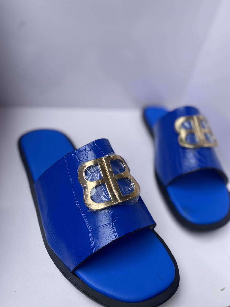 BimGanzalo's tweet photo. #Itsourwork
#Shoemaker
#Handcraftedtoperfection
#Femaleshoemaker
#Loversofblue
#Unisex
Order via WhatsApp link in bio!
Kindly retweet https://t.co/HzLt9y1n1L