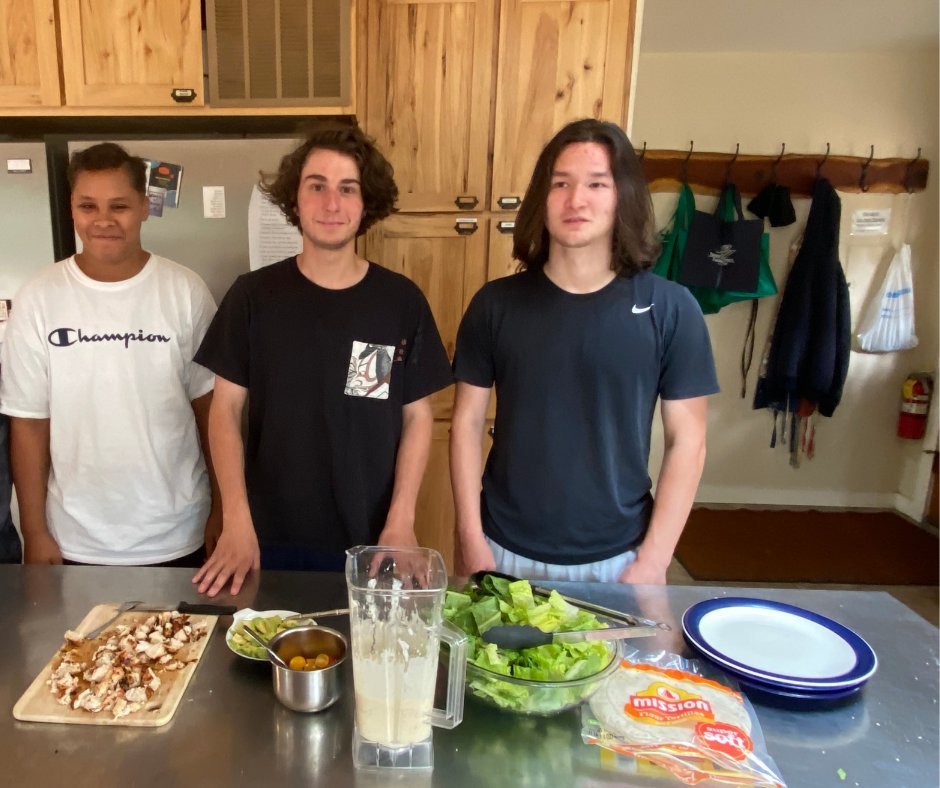 EchoSprings_ID's tweet image. Learning life skills and self-sufficiency can be as fun as it is powerful! 🍴🍽

#echosprings #echospringstransitionstudycenter  #freshstartforyoungadults #findyourpath #empoweringyoungadults #findyourpath #bestlife #liveyourbestlife #thehelpyouseek #thehelpyounee