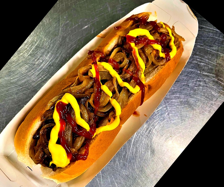 EdwardsofConwy's tweet photo. Friday February /Bwyd Poeth Heddiw
π΄Hot Dog Friday
π΄ Roast Turkey & Stuffing
π΄ Soup of the day : Vegetable
#HotDogFriday #NearlyTheWeekend #GotToBeEdwardsOfConwy https://t.co/x817eiUpn8