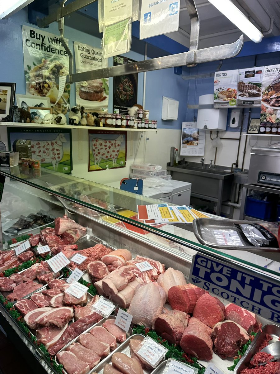 #mum &amp; my lunch from <a href="/JBlissbutchers/">John Bliss</a> in <a href="/markethallshrew/">markethallshrewsbury</a>. Love the way the staff chat to customers. #shoplocal - #luxury #brandambassador #banker #travelblogger &amp; #Shropshirelad sifrew.com in #Shrewsbury