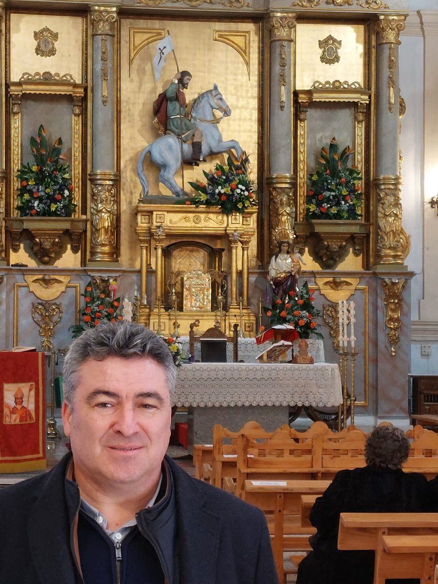 LatorreMariano's tweet photo. Nuestro candidato a la Junta en la #endiablada de Almonacid del Marquesado apoyando nuestras tradiciones. https://t.co/ThgQ2VFvxp