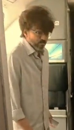 rajinijhony's tweet photo. #Miyaav 😂 https://t.co/Ha7bHuaZNw