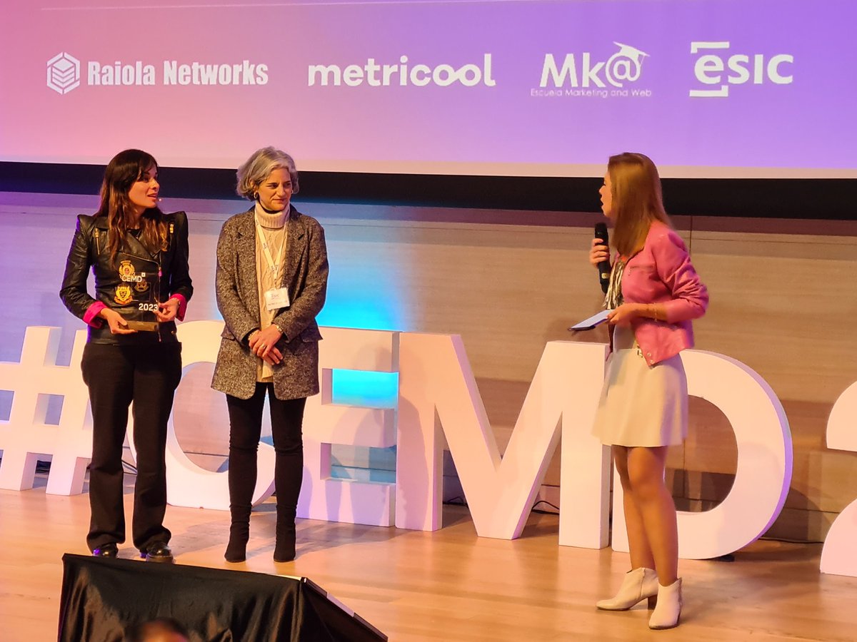 DesafioLike's tweet photo. Este año el @CEMKTD viene con novedades, como los #CEMDAwards
Uno ha sido a Marina Conde, que la hemos visto entrevistar a Charuca y nos ha encantado 😍
#CEMD2023 https://t.co/TV3gy9Kbsa