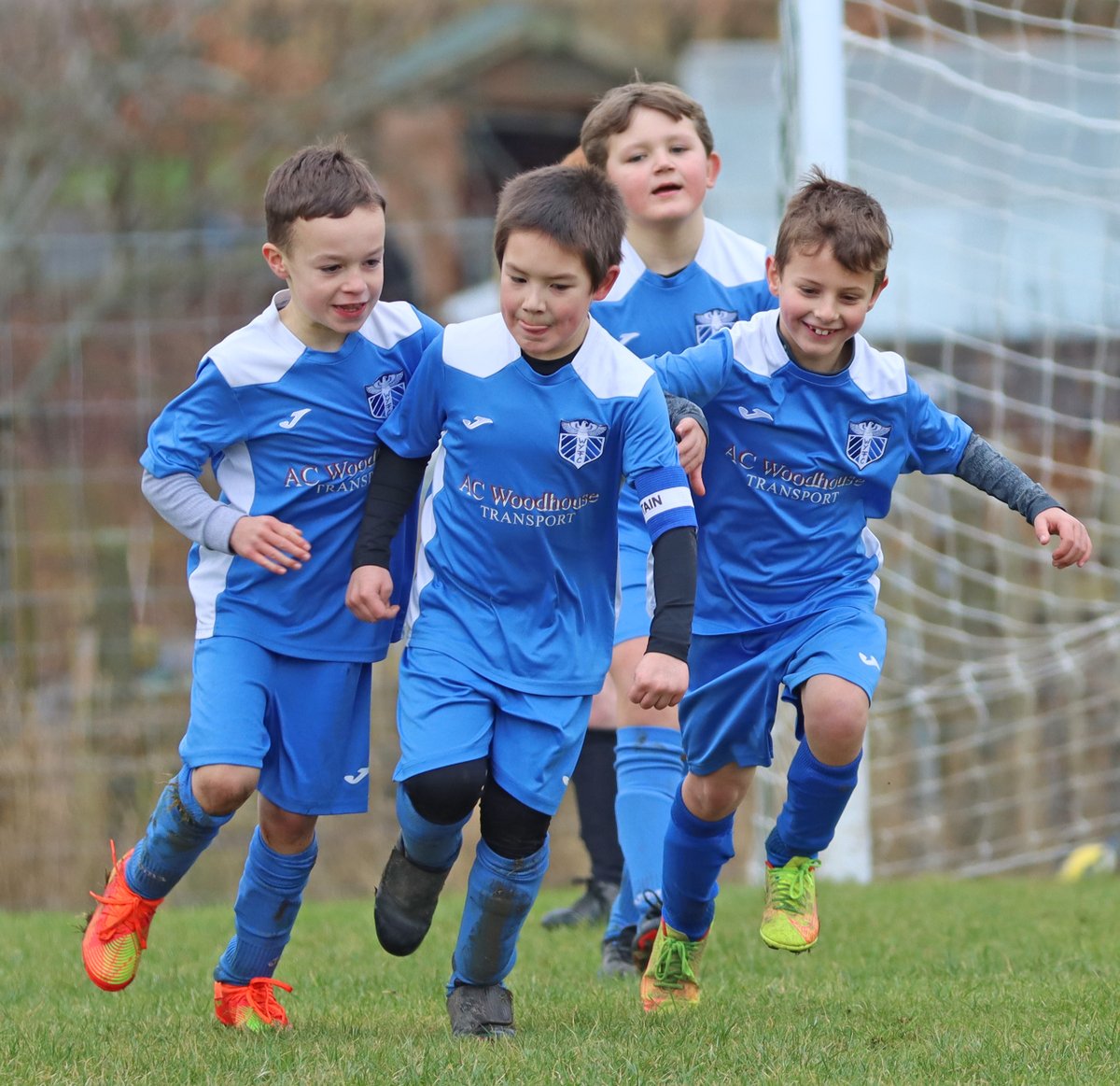 Junior Focus

This week we focus on <a href="/WattsfieldYFC/">Wattsfield Youth Football Club</a> Under 8's who continue to progress as they go through their second season as a team. The full article and photographs can be found in this weeks edition 

Click on the link for further details: kendalanddistsportsreview.com/about