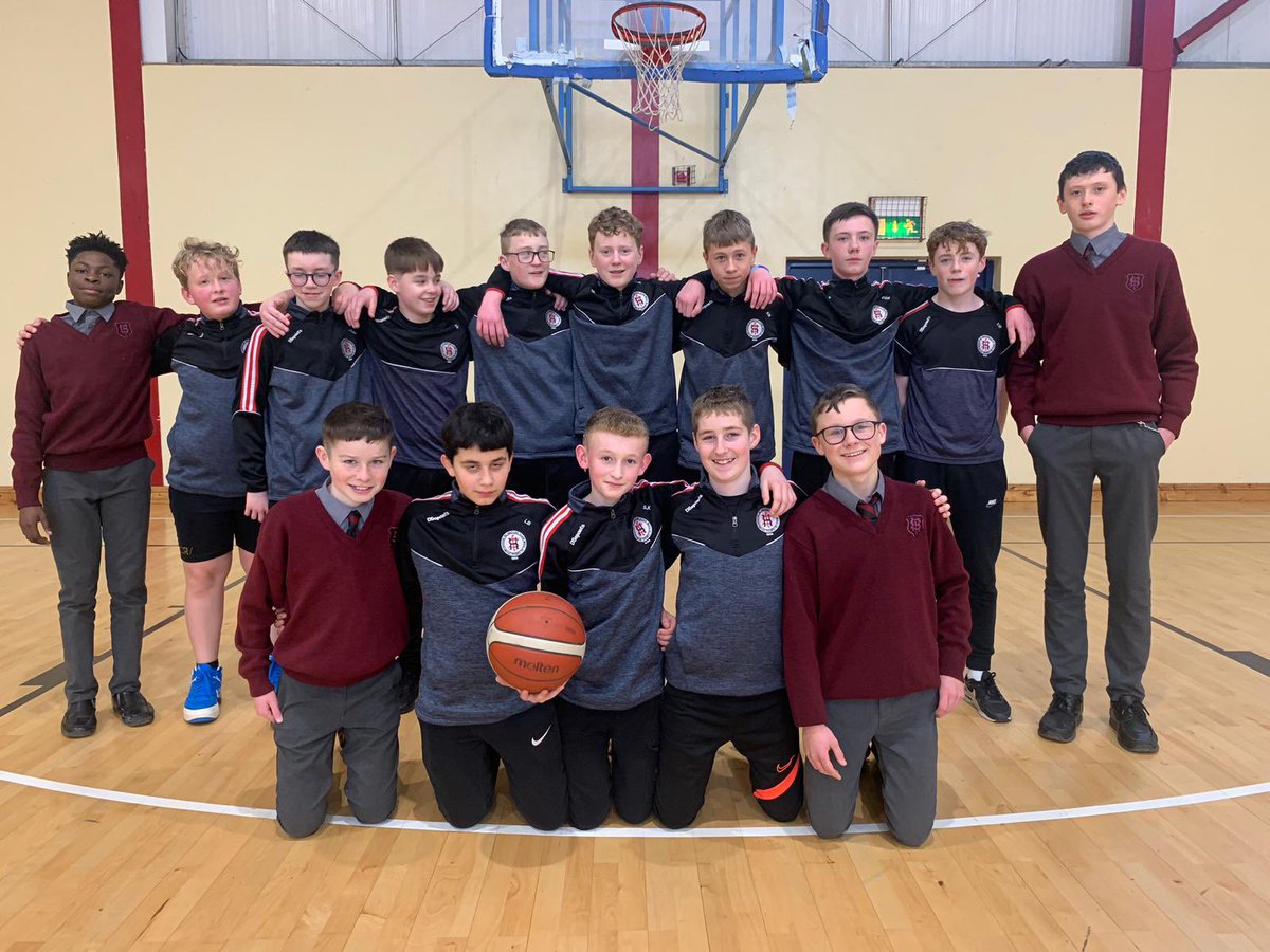 hsclonmelcbs's tweet photo. Hard luck to our 1st and 2nd yr basketball teams on their narrow losses to Callan in the South East league yesterday. Both games were very competitive and while we didn’t get the wins we were impressed with both performances in two closely contested and very fast paced games 👍🏻 https://t.co/2MKrlP03v3