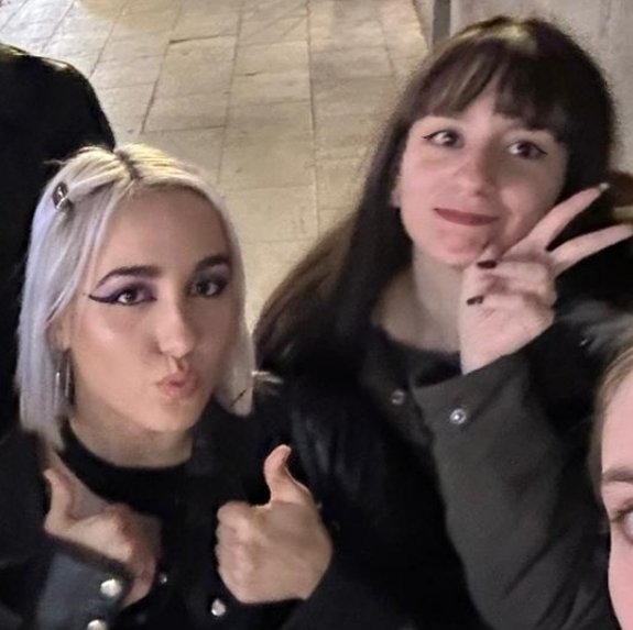 kooolito's tweet photo. muchas felicidades reina!! 💅🏼  @balmagustd @rachbadlands espero que hoy pases el mejor de los dias porque te lo mereces 🫶🏻 y que seas muy feliz, te echo un montón de menos vuelve pronto 🥺 muak tqm eres la mejor 💘 https://t.co/TQhDMq9U1A
