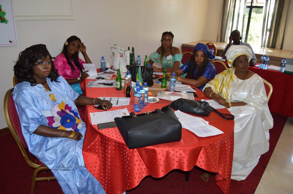 AfricaSexWork's tweet photo. #2ndALESWA. Faculty member Samuel Githaiga facilitates; Advocacy works by
1.Building evidence on what & how to change
2.Raising attention & give voice about important issues to those affected
3.Influencing those in power to support your agenda
#ALESWA,#1stALESWA https://t.co/GKmzLL0KAL