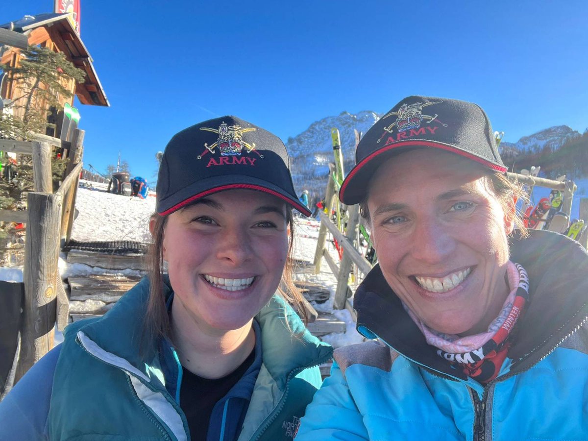 Congratulations to Maj Pirie of @CO225Med & Lt Herring of @DMS_RCDM on their outstanding performance at the Army Winter Sports competition @SerreChe_EN representing @ArmyMedServices🏅👏. Both will now represent @ArmySportASCB at the Inter Services comp. @ASN_CoChair @AMSCorpsCol