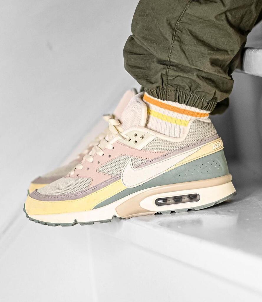 GetSwooshed tweet media