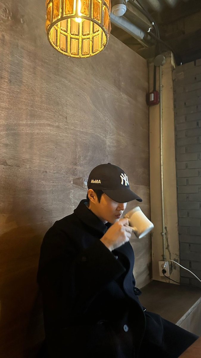 knockknock0408's tweet photo. SUHO ins
@weareoneEXO https://t.co/JslmbawUGF