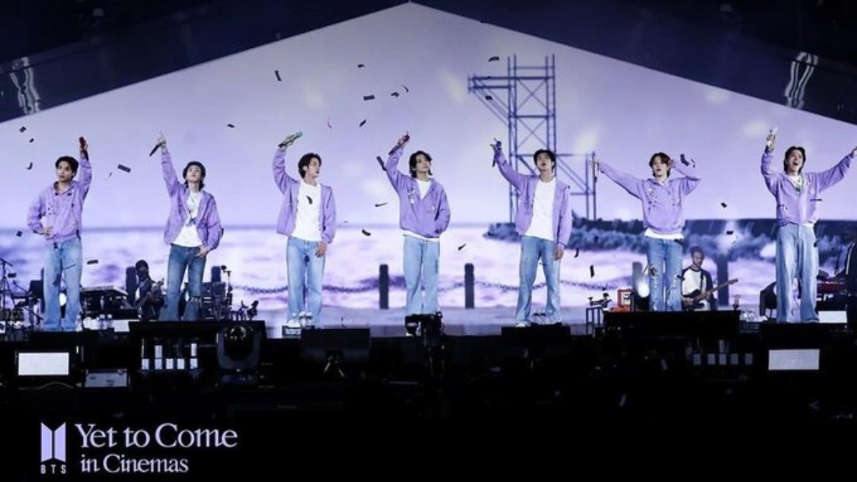 rachyland's tweet photo. A Movie a Day #32: BTS: YET TO COME IN CINEMAS (2023). My favourite virtual BTS concert experience yet! The editing is near-seamless, and the performances are—as one might expect—INSANE, especially in the opening. Great to see some old favourites performed. Loved every minute. A+ https://t.co/sUHNZLpeWi