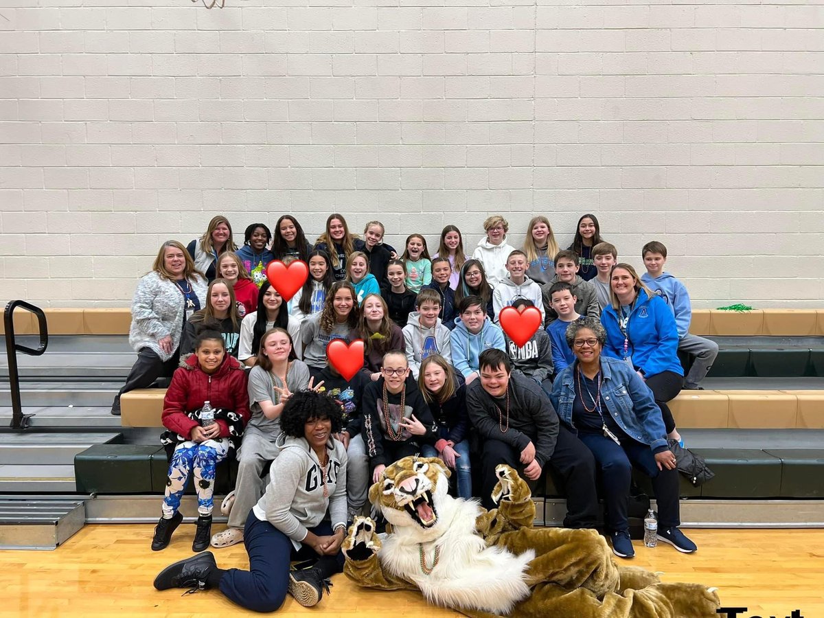 KrUnified's tweet photo. KRUnified Vs Brentsville 💚🧡🖤 Always a fun school to play. So glad @AMSWildcats Unified, @GreenvilleES  and PB Smith kiddos could join us. Thanks to everyone who came to cheer us on! #UnifiedSports #UnifiedBasketball #UnifiedCheer https://t.co/5rJGcapqyX