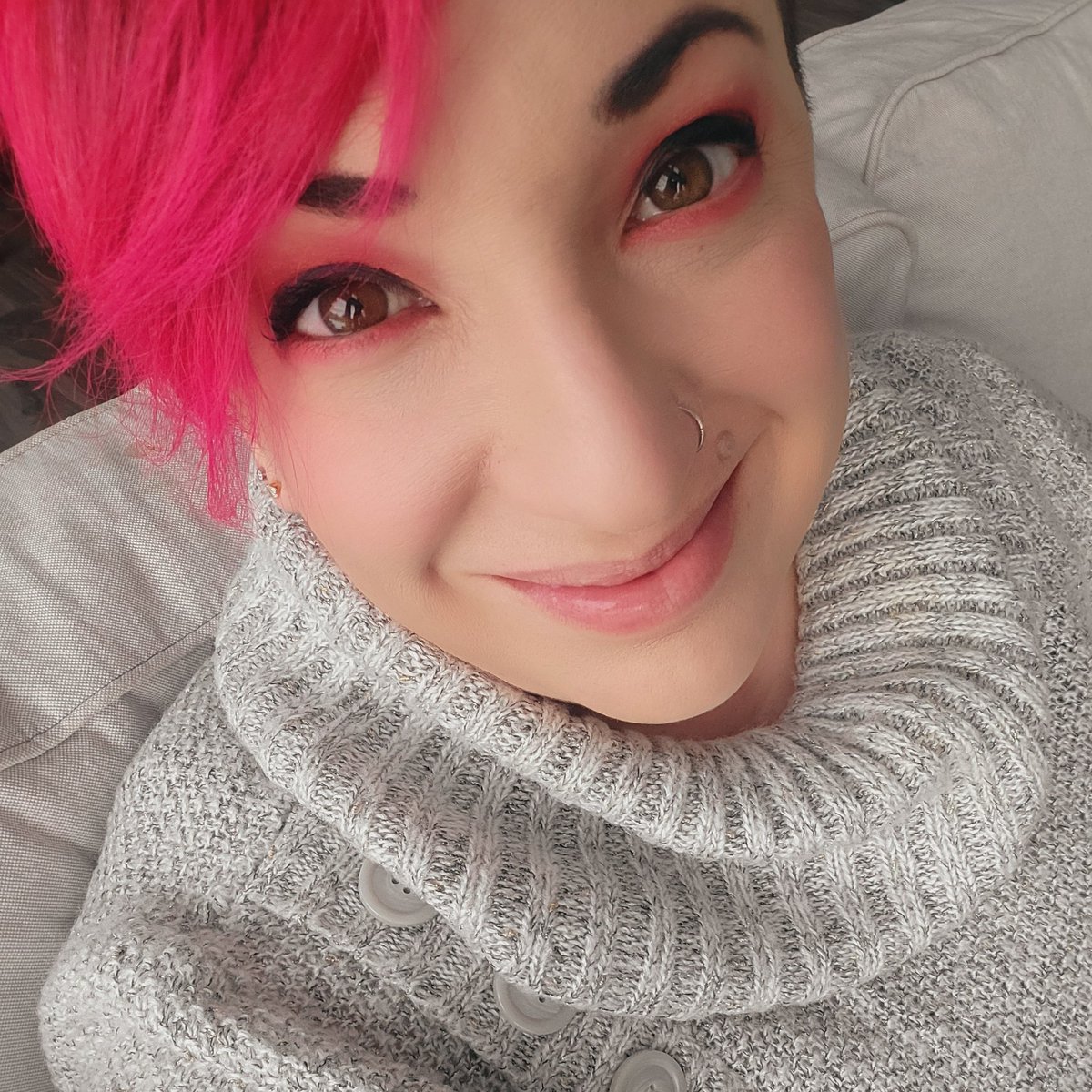LilAysMudder's tweet photo. #NewProfilePic #SameOlMe 🤪 https://t.co/t78oaEtdJq