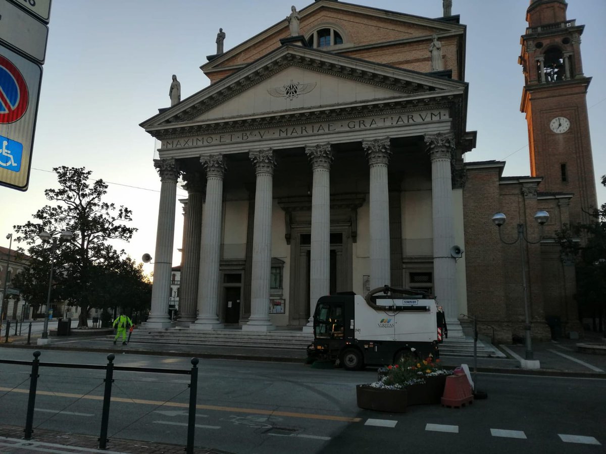 GruppoVeritas's tweet photo. Oggi a #SanDonadiPiave con gli #OperatoriVeritas durante gli interventi della giornata.

#3febbraio 

📍 San Donà di Piave. https://t.co/JnWhIx2wlV
