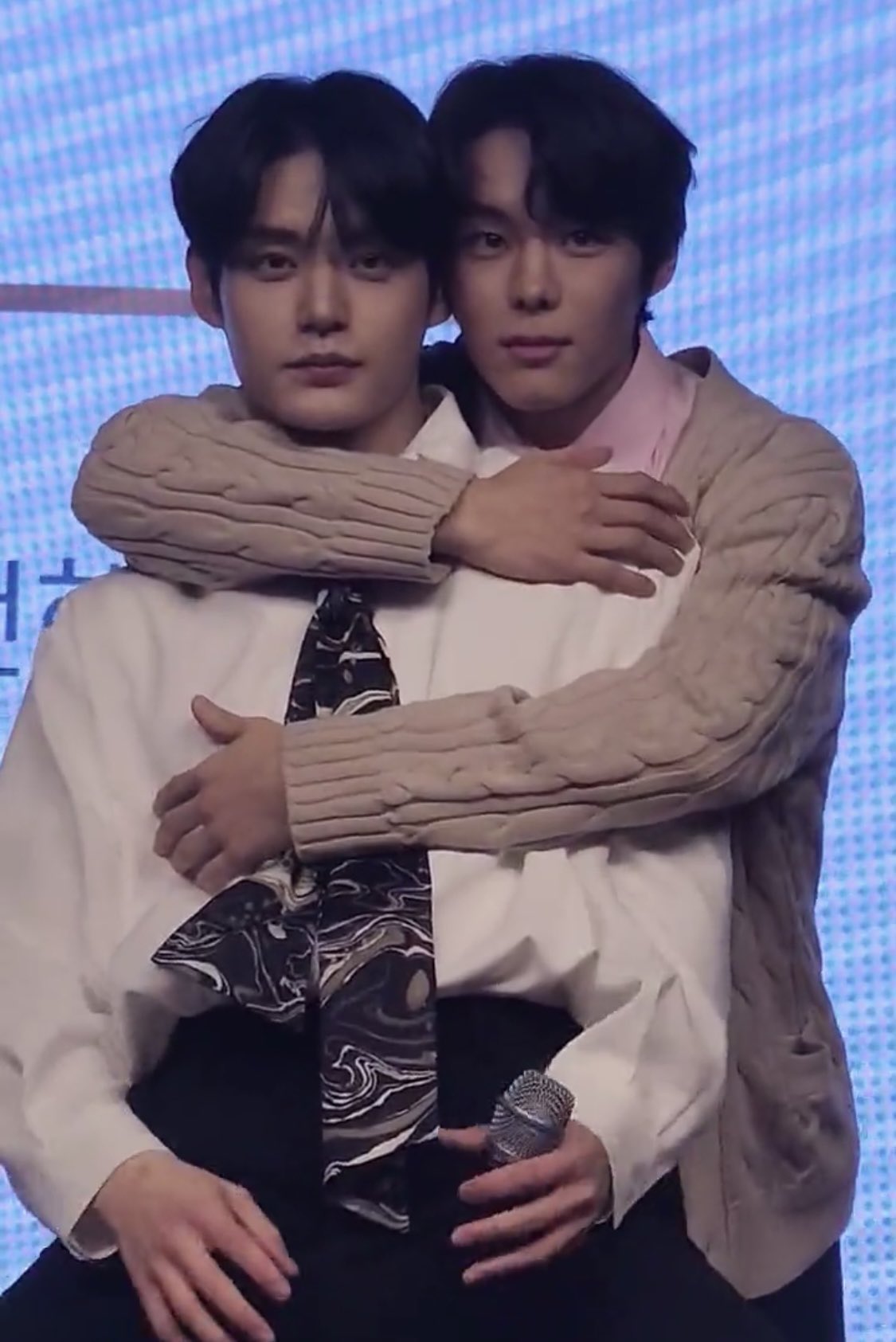 JIWOONG SEOBIN PERU 🇵🇪 (@SeobinJiwoongPE) / Twitter