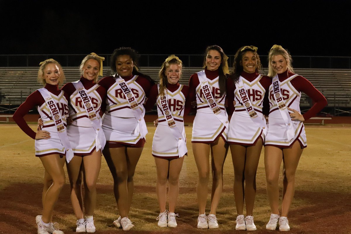 daleyeahcheer's tweet photo. Giving up seems to be the newest fad, but not for these 7. The lessons learned from loyalty, endurance &amp; perseverance will follow them throughout life. Thanks to the Sassiest 7 in the world for being strong enough to continue to show up! #legacy #seniornight https://t.co/DBoDqTInKQ