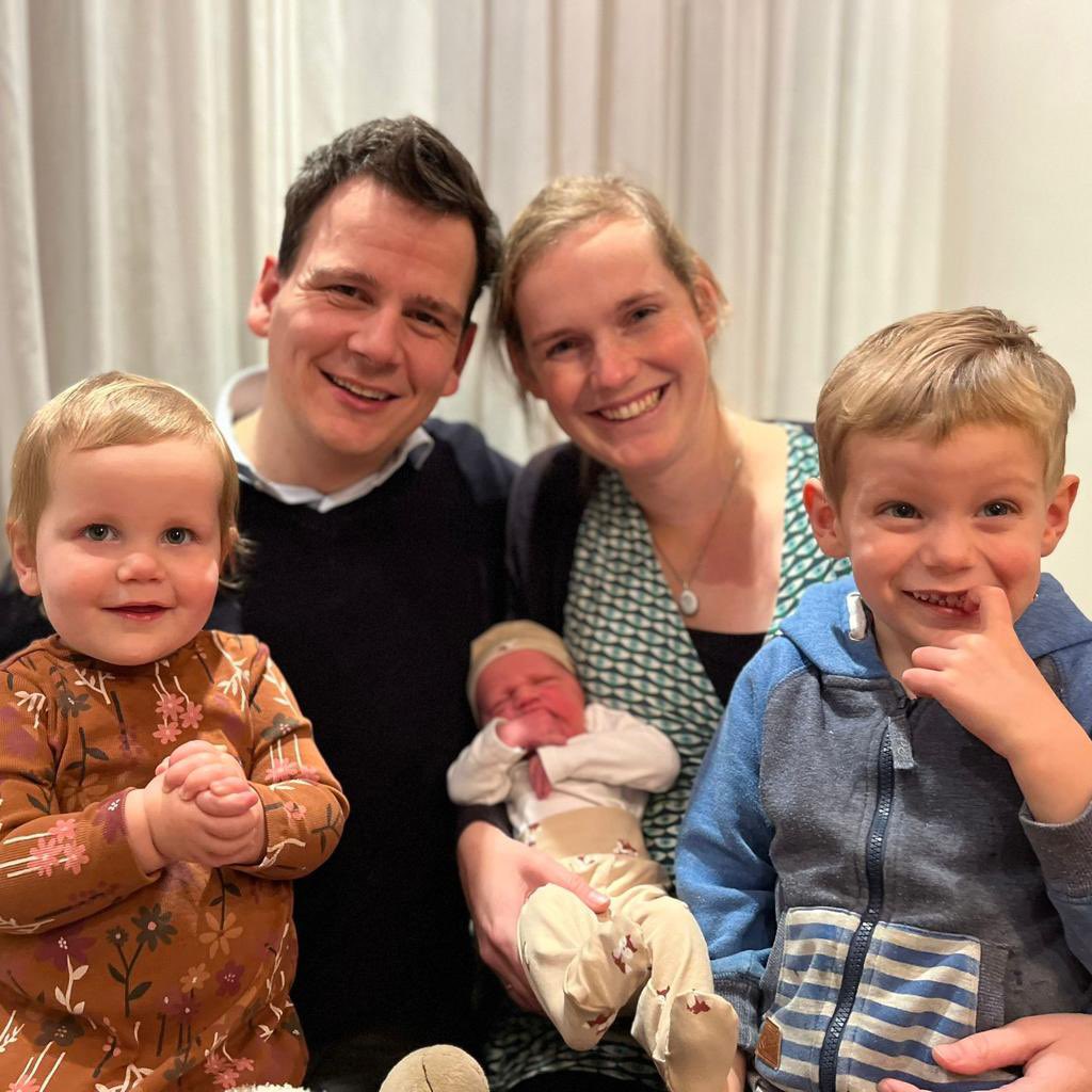 Gerard Mostert tweet media