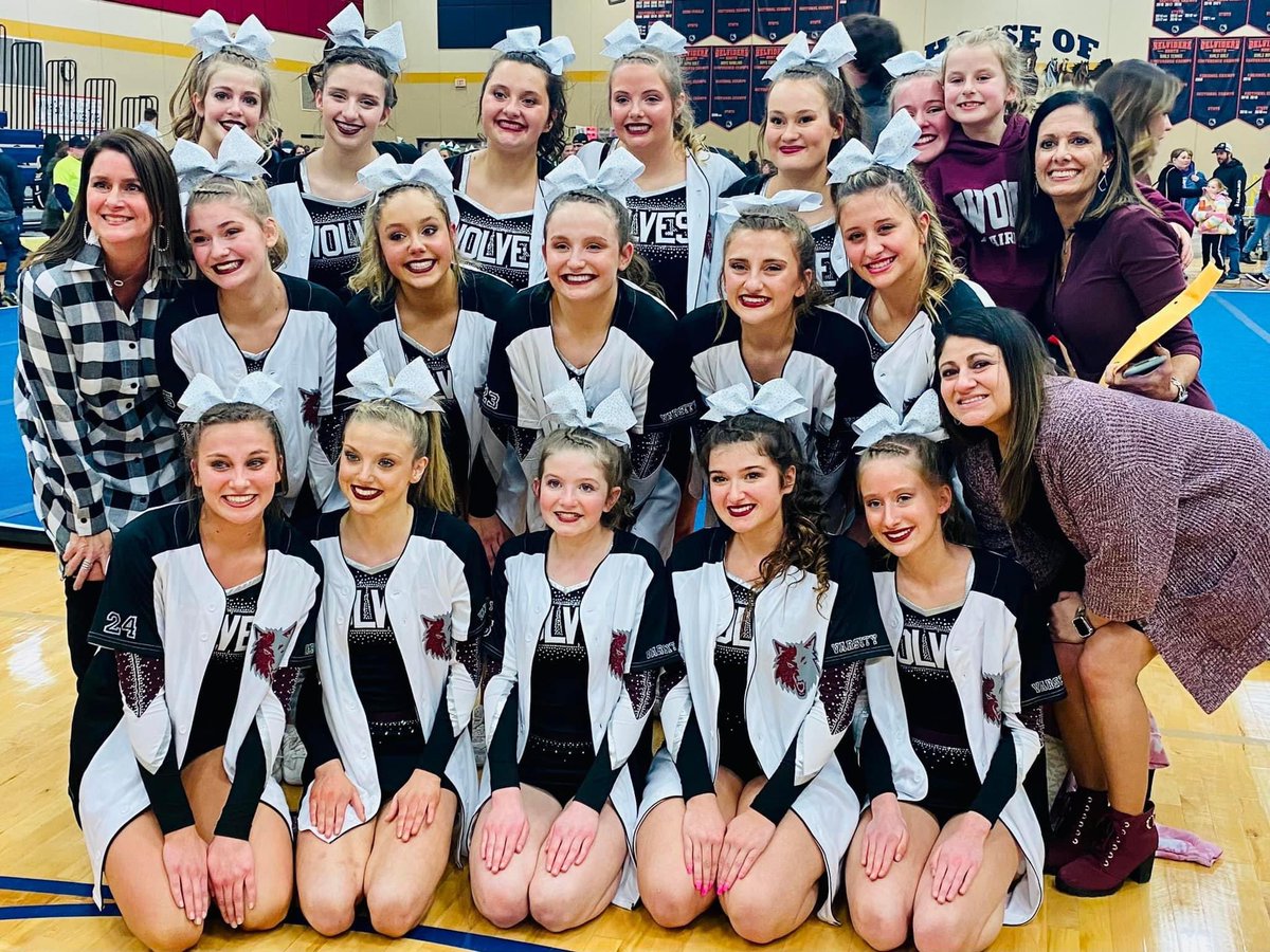 Congratulations on making it to State! We are sending our best wishes to our Jr Warrior Cheer Alumni &amp; Jr Coaches as they compete this weekend.  We are proud of you ~ We’re so proud of you! 🧡🖤
🏆 Maddie &amp; Vivian~PR
🏆 Avery~CLC
🏆 Rylan, Tarah, Valerie &amp; Katie~RB