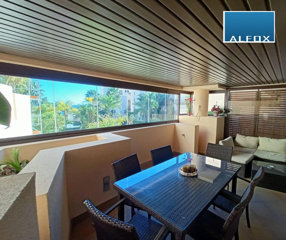 AlfoxRRSS's tweet photo. Nueva instalación finalizada de #cortinadecristal en la que se ve como adaptamos nuestros sistemas a cualquier solución constructiva y de color.
Solicita una cita personalizada llamando al ☎️952 371 077. Más información en https://t.co/4bTe19tSPU. https://t.co/qlsiliYWeT