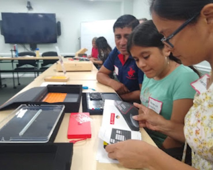 MMartConsult's tweet photo. #BuildCodeGo is returning to #RemakeDays 2023! Thanks to @ThePattersonFdn we're excited to work with @glasserschoen so 5 lucky #families get a #free PC #laptop they'll build, code, and take home! Follow/like/share our journey to close the #digitaldivide. https://t.co/SPGOAMWR9F https://t.co/Pwx6y6HOxP
