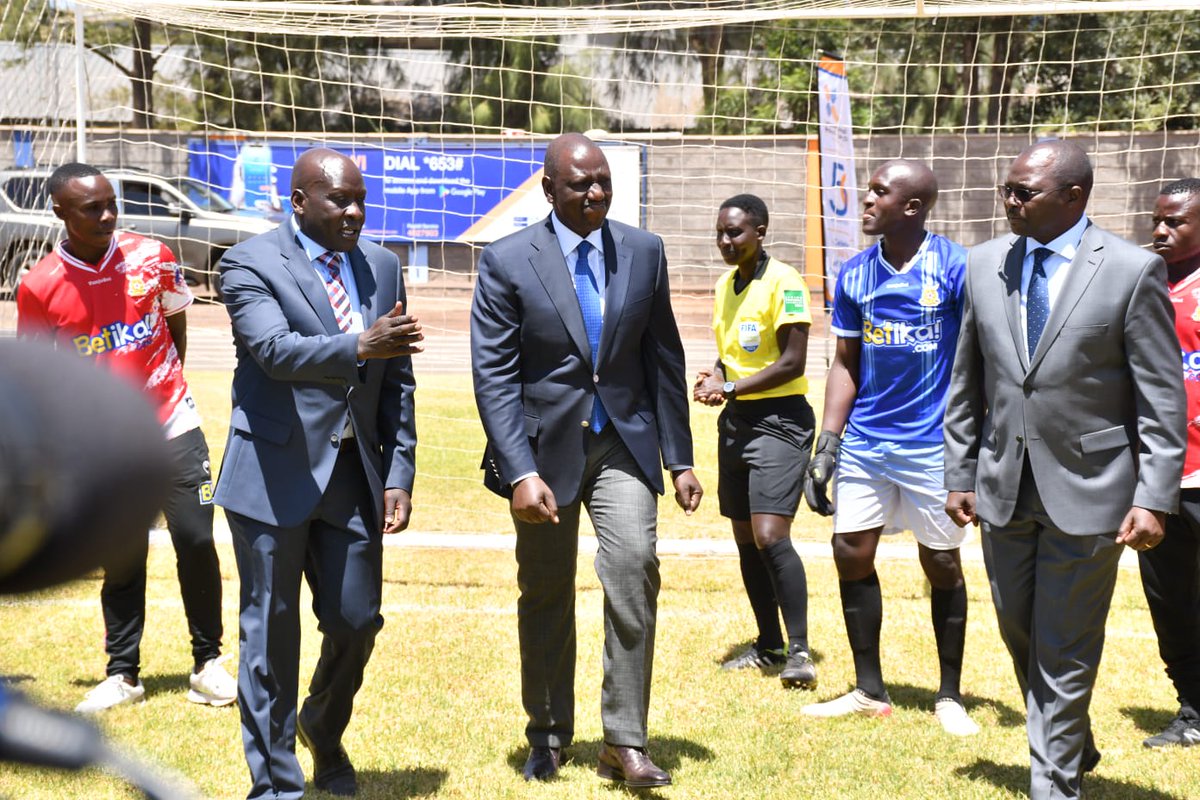 police_sacco's tweet photo. Pomp and Colour Marked the climax as  H.E The President @WilliamsRuto  Graced the celebration By Cutting the Cake with our National Chairman @mategwa  &amp; DIG @NPSOfficial_KE Edward Mbugua, and our CEO @solotsa  #PoliceSaccoAt50 https://t.co/skd68ShVMk