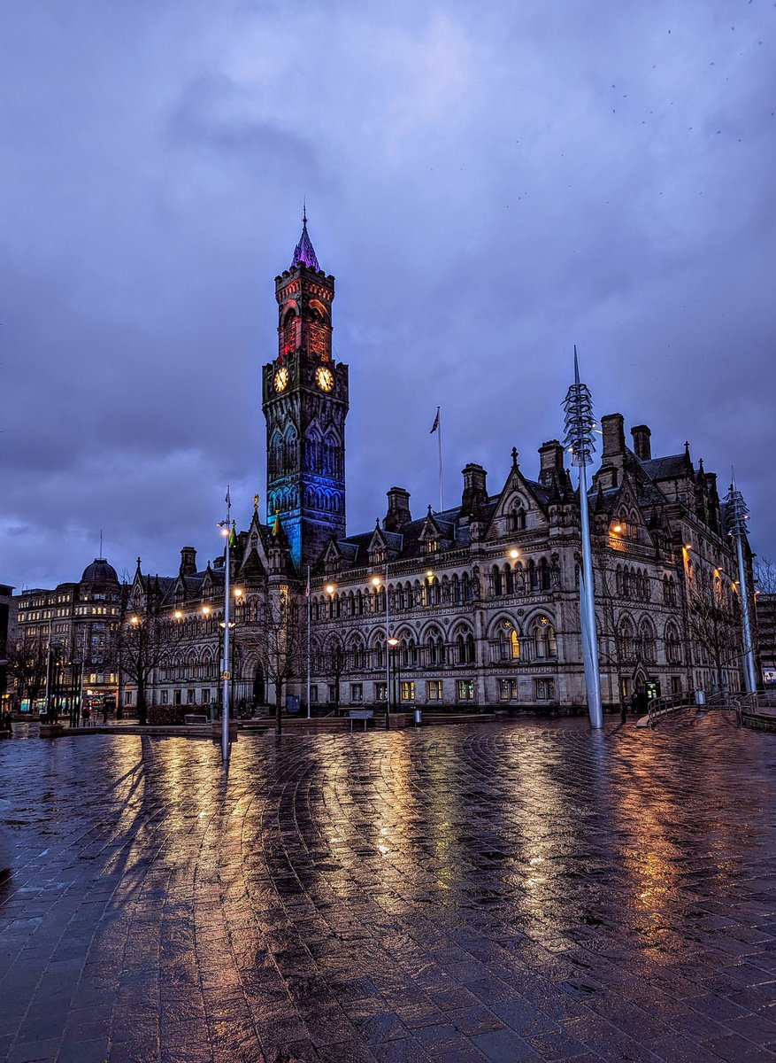 JohnMcArts's tweet image. One of the most splendid town halls in the country?