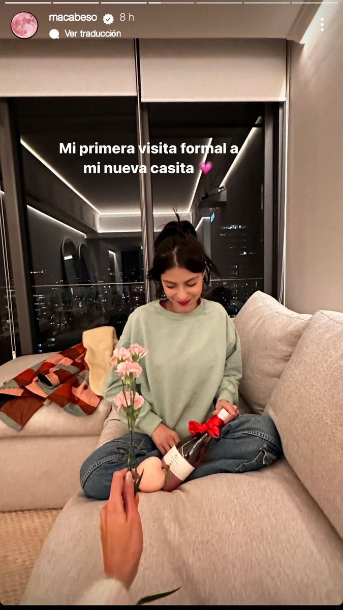 Truefast3's tweet photo. 🤣 Q no se le note el desespero y la #ARDIDES a #JUAN 🤡 🤣 tenía q salir subiendo historias en el depa de la preciosa lacayita @macabeso ahhhhh lo dicho una nena la 🐑 🌈 🤣 y dando promoción a los 🌮 q nadie compra y les toca regalarlos a el 🤣 @hugoboss @adidasMX 🤡🎪🌈🐑 https://t.co/9kKP5wRvIw