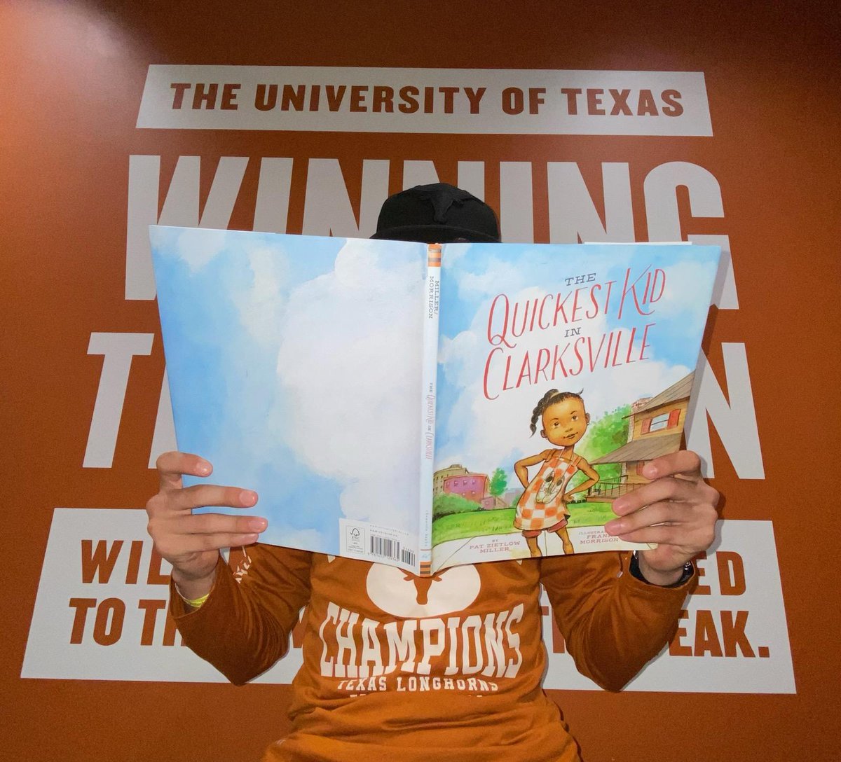 🕵🏼The mystery is solved!🎉Our 3rd Annual Masked Dreamer was none other than UT Austin Sophomore, Edwin Gomez! His message of perseverance &amp; hard work is a reminder that all dreams are possible! San Elizario is proud of <a href="/Edwinpre1031126/">Edwin Gomez</a>! #SanEliWRAD #Here2Serve #IAmASanEliChampion