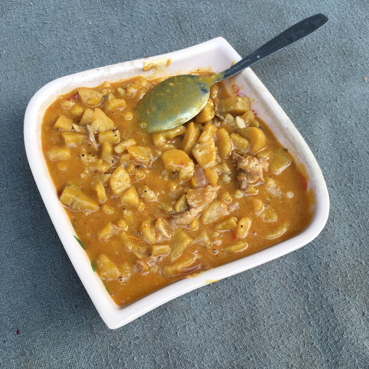 RawDiam44433820's tweet image. When hungry beat me for village today.., only me motivate myself… Nobody wan gree sell food 😒#learnhowtocook 😟🙃